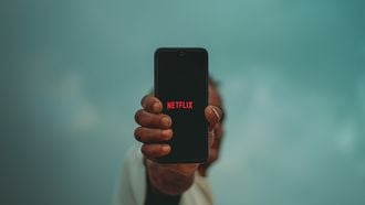 Telefoon met Netflix (deze true crime docu over het cecil hotel moet je zien