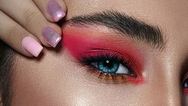 Glow Up: The Next Dutch Make-Up Star Valentijnsdag make-up looks